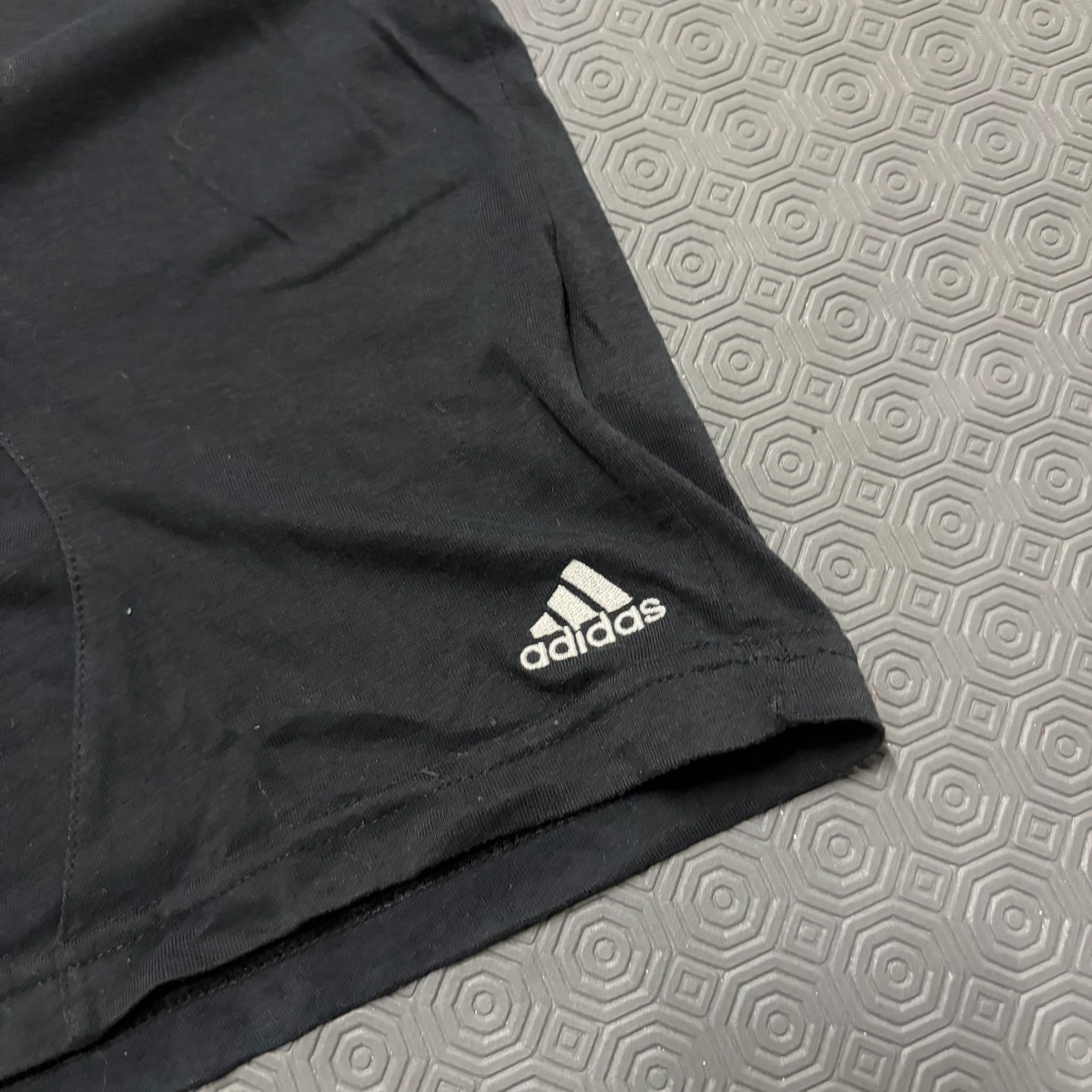 Black Adidas T-Shirt XL – photo 2